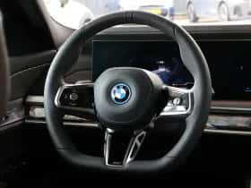 BMW i7 (2026) thumbnail 12