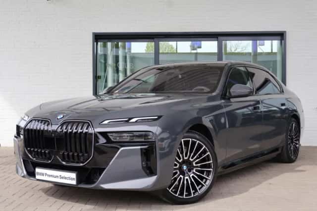 BMW i7 (2026) thumbnail 28