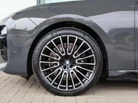 BMW i7 (2026) thumbnail 6