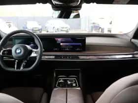 BMW i7 (2026) thumbnail 10