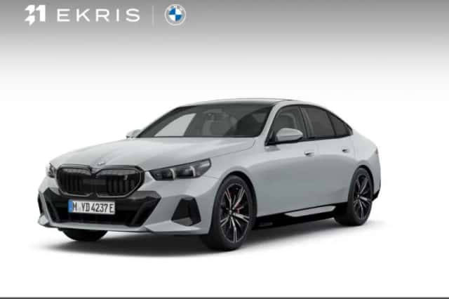 BMW i5 (2026) thumbnail 1