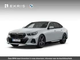 BMW i5 (2026) thumbnail 1
