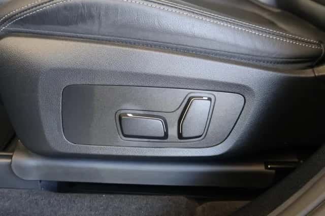 BMW iX3 (2025) thumbnail 13