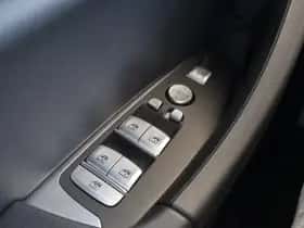 BMW iX3 (2025) thumbnail 15