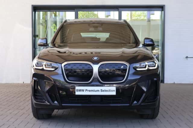 BMW iX3 (2025) thumbnail 3