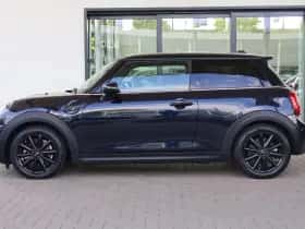 MINI Electric (2021) thumbnail 5