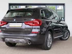 BMW X3 (2021) thumbnail 2