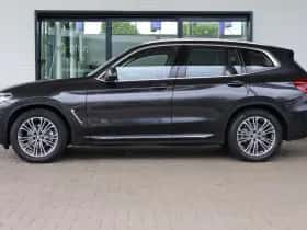 BMW X3 (2021) thumbnail 5