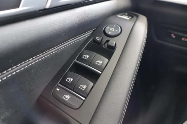 BMW X5 (2025) thumbnail 13