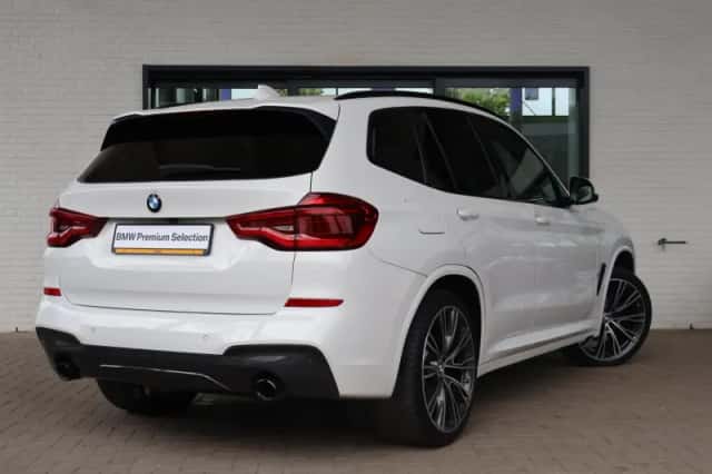 BMW X3 (2021) thumbnail 2