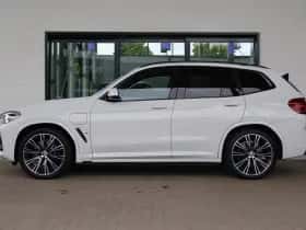 BMW X3 (2021) thumbnail 5