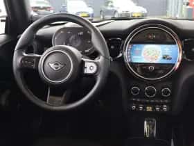 MINI Electric (2023) thumbnail 11