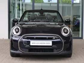 MINI Electric (2023) thumbnail 3