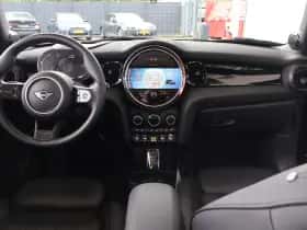 MINI Electric (2023) thumbnail 10