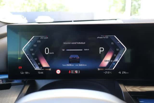 BMW i5 (2025) thumbnail 13