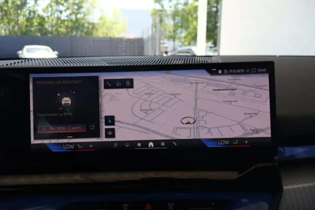 BMW i5 (2025) thumbnail 16