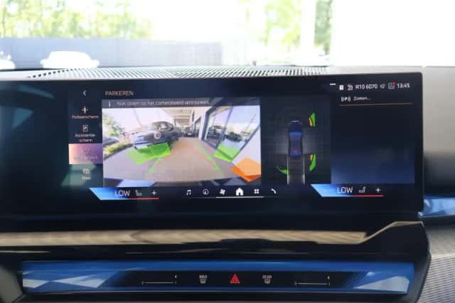 BMW i5 (2025) thumbnail 17
