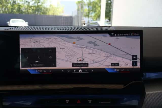 BMW i5 (2025) thumbnail 18