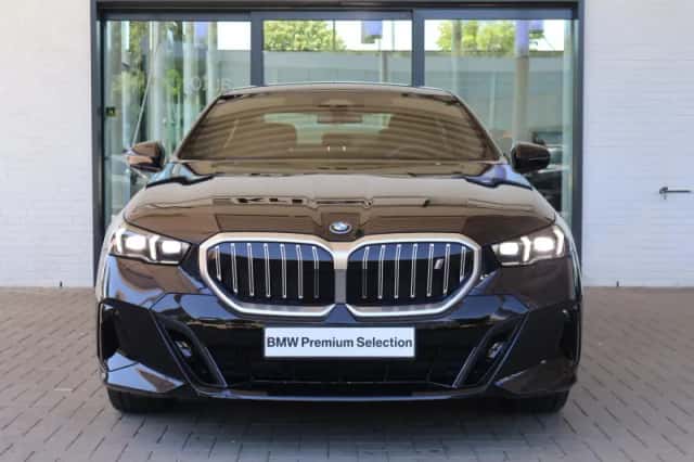 BMW i5 (2025) thumbnail 3