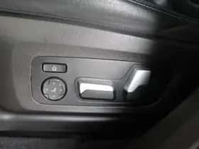 BMW iX3 (2023) thumbnail 13