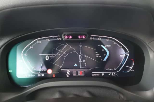 BMW iX3 (2023) thumbnail 18