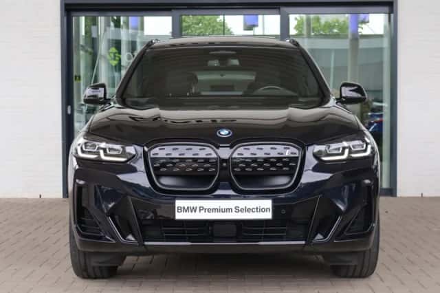 BMW iX3 (2023) thumbnail 3