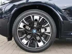 BMW iX3 (2023) thumbnail 6