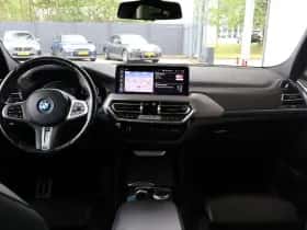 BMW iX3 (2023) thumbnail 9