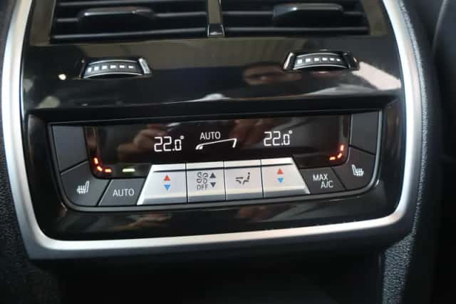BMW X5 (2022) thumbnail 11