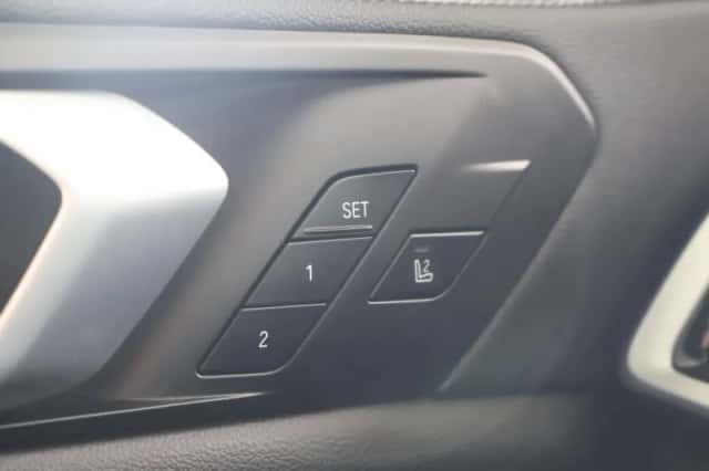 BMW X5 (2022) thumbnail 18