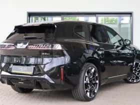 BMW iX3 (2026) thumbnail 2