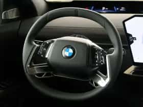 BMW iX3 (2026) thumbnail 12