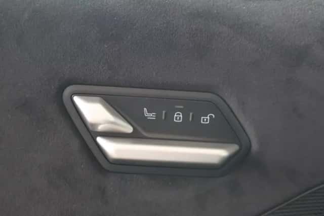 BMW iX3 (2026) thumbnail 14