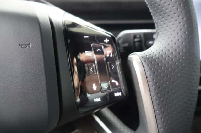 BMW iX3 (2026) thumbnail 18