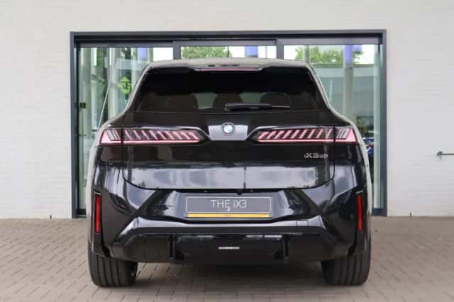 BMW iX3 (2026) thumbnail 4