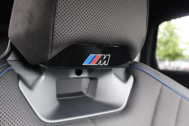 BMW iX3 (2026) thumbnail 8