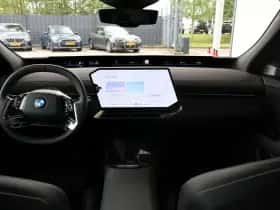 BMW iX3 (2026) thumbnail 10