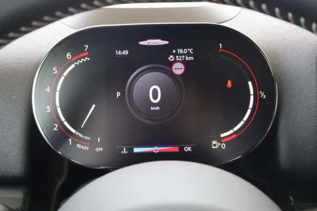 MINI Countryman (2021) thumbnail 16