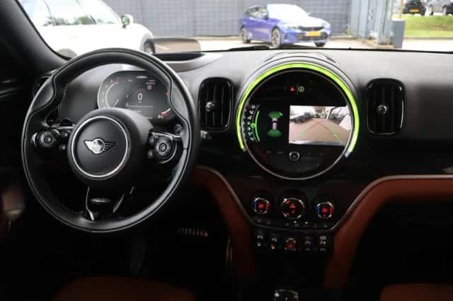 MINI Countryman (2021) thumbnail 9