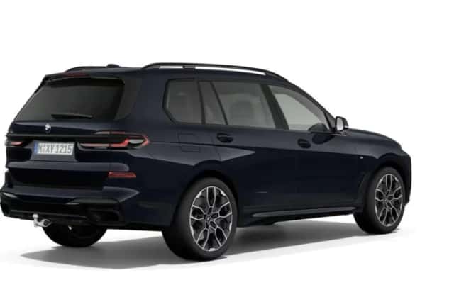 BMW X7 (2026) thumbnail 2