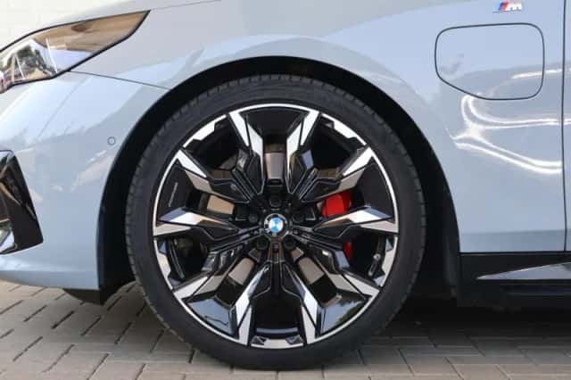 BMW 5-Serie (2025) thumbnail 6