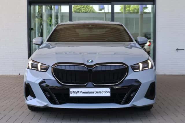 BMW 5-Serie (2025) thumbnail 3