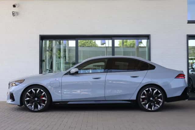 BMW 5-Serie (2025) thumbnail 5