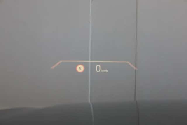 BMW i4 (2024) thumbnail 13