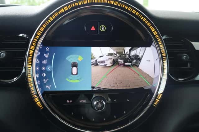 MINI Electric (2023) thumbnail 20