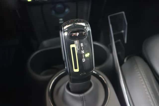 MINI Electric (2023) thumbnail 24