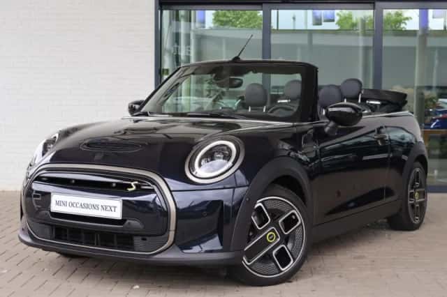 MINI Electric (2023) thumbnail 26