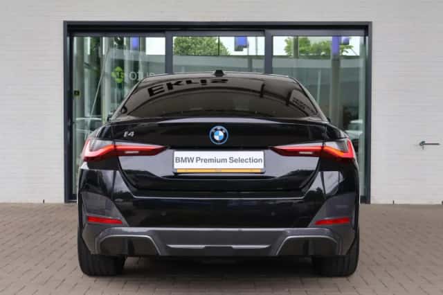 BMW i4 (2024) thumbnail 4