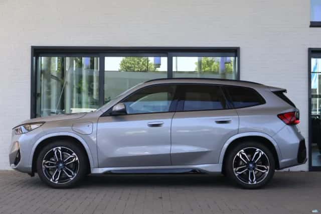BMW X1 (2025) thumbnail 5