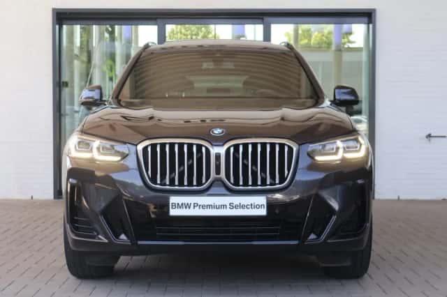BMW X3 (2021) thumbnail 3